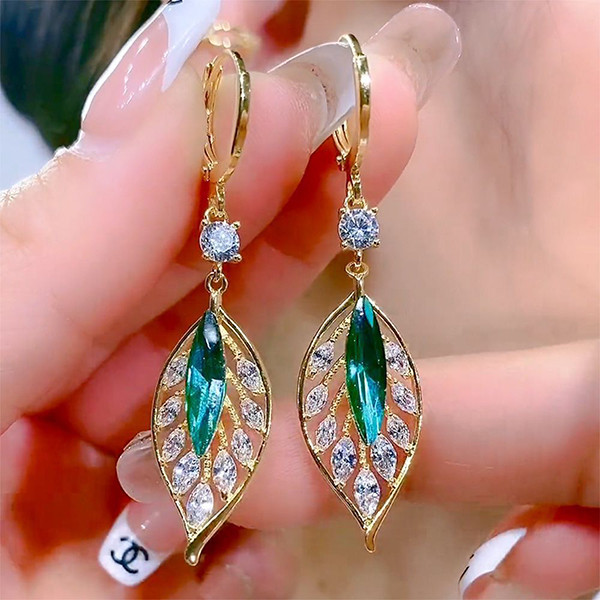 Luxury Gold Plated Ear Ring