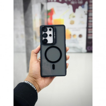 Case Pro Magsafe Mag...