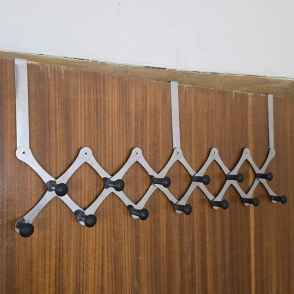 SS Flexible Door Hanger