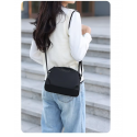 New Portable Nylon Cloth with Cowhide Shoulder Bag (Black)