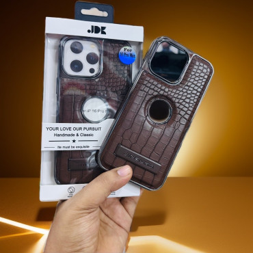 Premium Crocodile skin jinduka Case.      আইফোন কভার মোবাইল না|           Anti-Fall Droop resistant ,Scratch resistant , Smooth Texture precise cutouts and Electroplated Bezel Case.