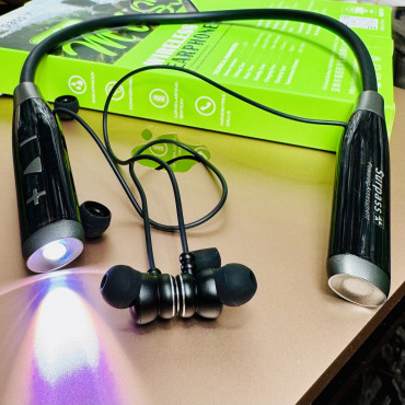 Surpass PL 300  wireless nick bend with light . 295 ঘন্টা ব্যাকআপ পাবেন|.ডিসপ্লে তে চার্জিং পার্সেন্টেজ দেখতে পারবেন| প্রায় 20 দিন পর্যন্ত use করতে পারবেন ।magnetic on off