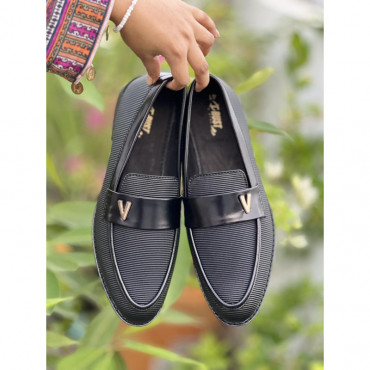 PREMIUM TASSLE BLACK ! T111