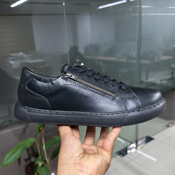 New Nappa Lite Leather Sneakers | Black | NBL-06N