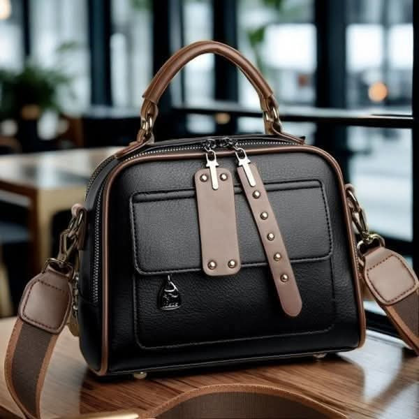 Luxury Design Soft PU Leather Lady Retro Handbag (black)