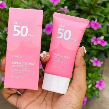 Sakura Sunscreen 
