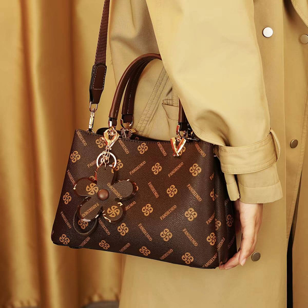Unique Trending Stylish Best leather Ladies clutch hand bag