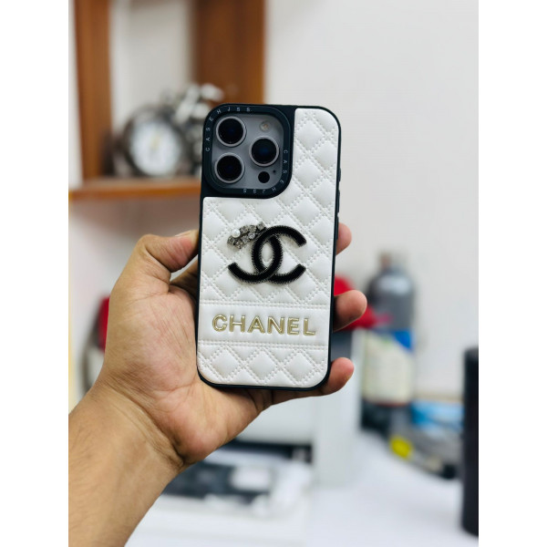 Embossed Chanel Diamond-Quilted Lambskin CC Logo Case for iPhone