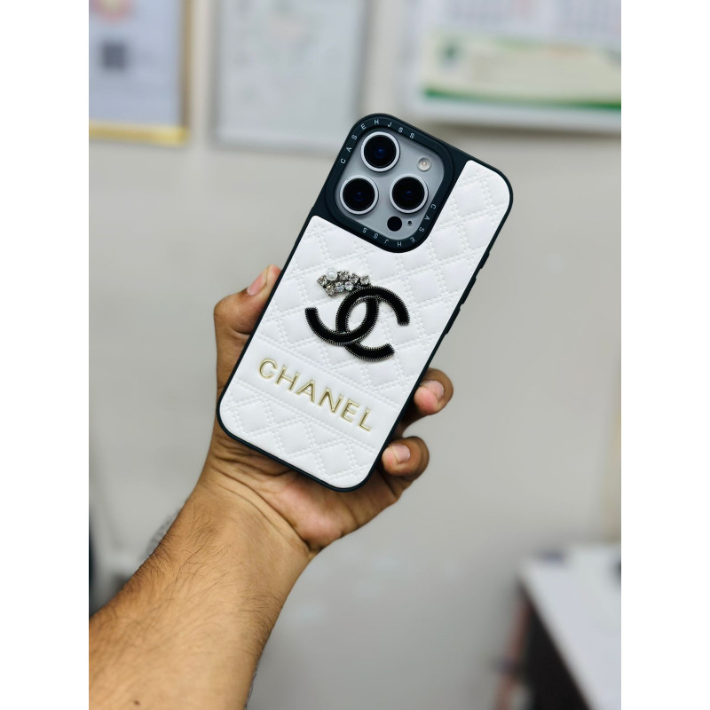 Embossed Chanel Diamond-Quilted Lambskin CC Logo Case for iPhone