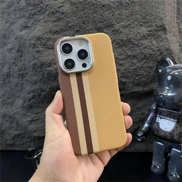 Luxo Life Carbon Fiber Magsafe Reflective Case for iPhone