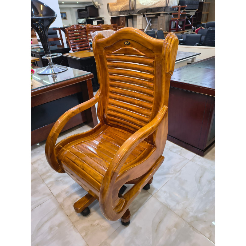 Director Chair- bi17