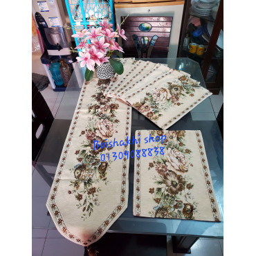 High quality vintage dining table mat with runner