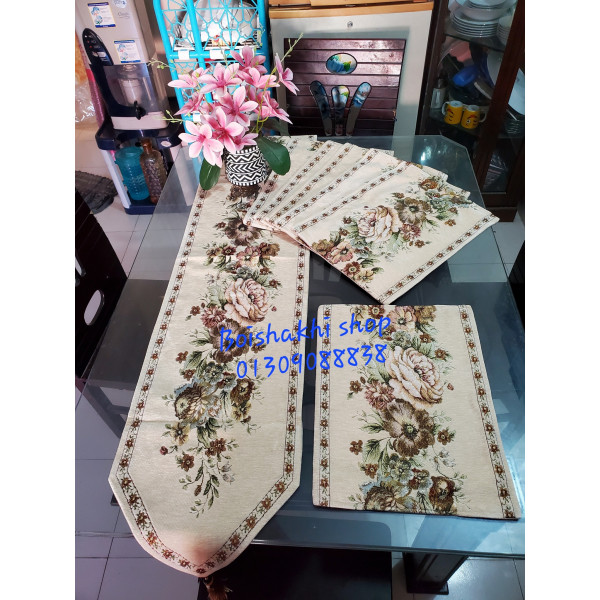 High quality vintage dining table mat with runner
