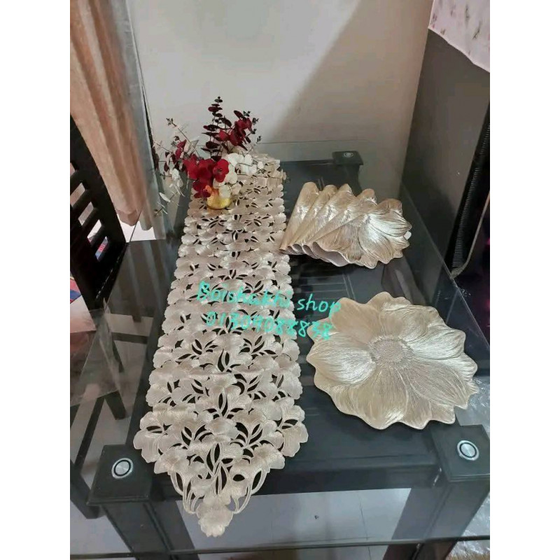  6 Pcs Table Mat + 1 Runner Set(Round shape) 6 Pcs Table Mat + 1 Runner Set(Round shape)
