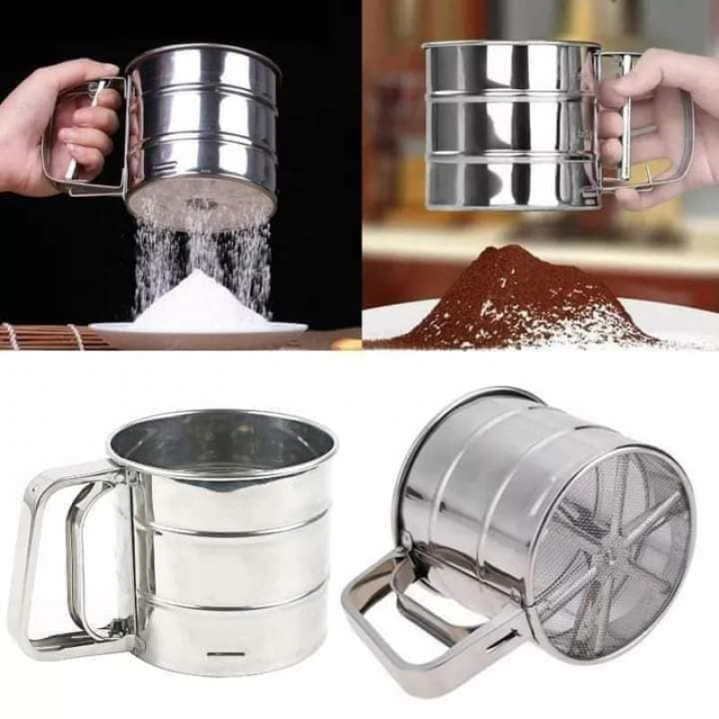Hand-held flour mixer