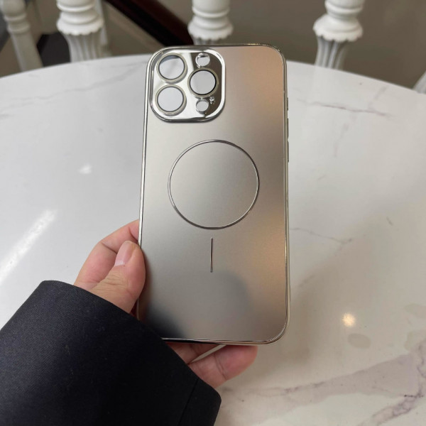 Brushed Titanium Finish Dikex Magsafe Case 