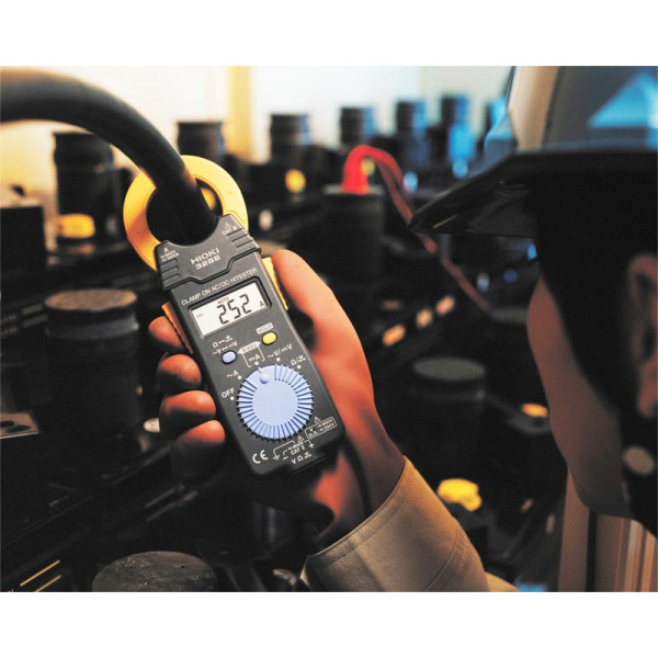 HIOKI 3288 AC/DC 1000A Digital Clamp on meter HiTESTER Made in Japan Model: 3288