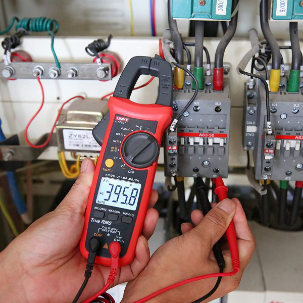 UNI-T UT203+ Digital Clamp Meter – AC/DC 600A, True RMS, Auto Range