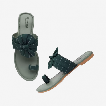 Women Green Flats Sa...