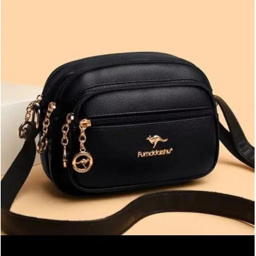 Kangaroo stylish 5 gippper Bag (Black)