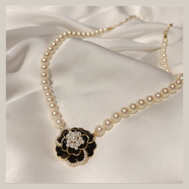 Women Camellia Pearl...