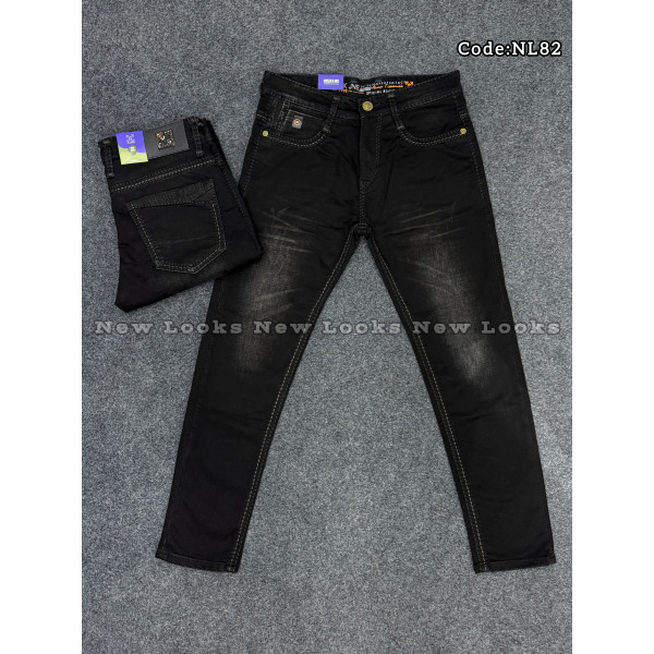 BLACK Code NL 82