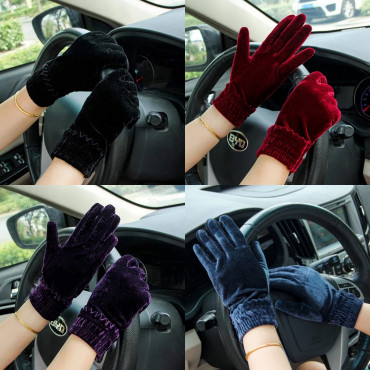 Stylish Women's Velvet Hand Gloves
