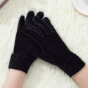 Stylish Women's Velvet Hand Gloves