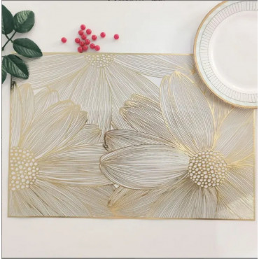 Dining Mats Set Square Shape ( 6 Pics) 