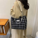 Classic Plaid Chain Shoulder Bag 