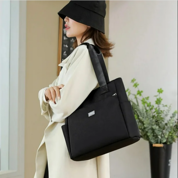 Women Nice Shoulder Bag (Black )