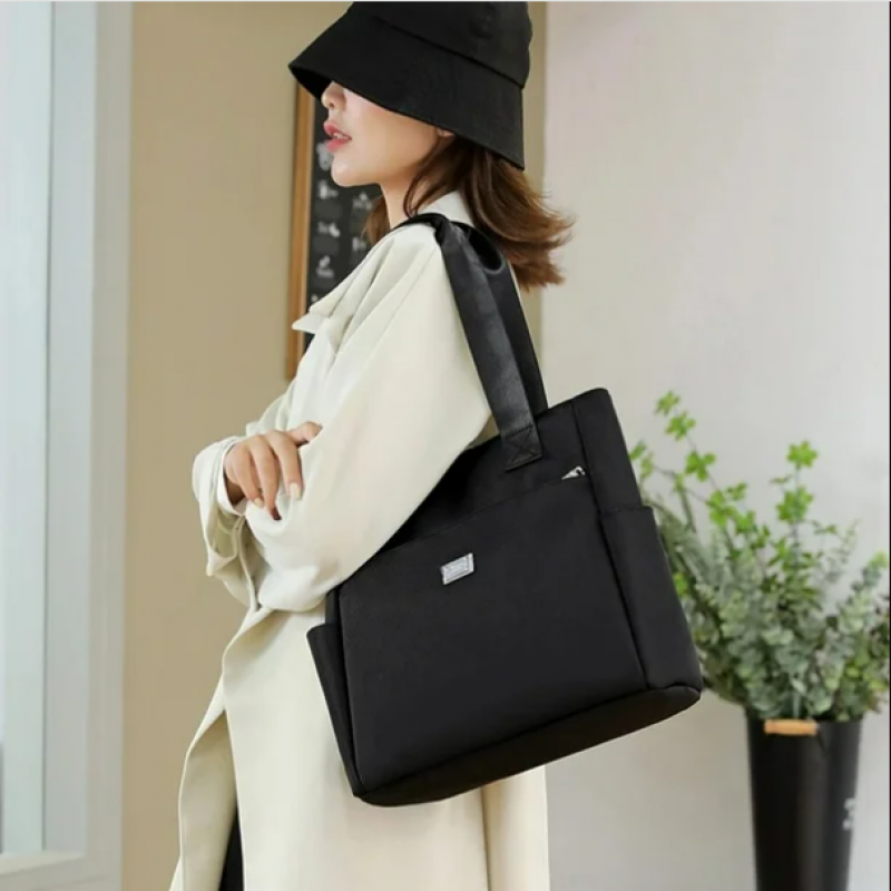 Women Nice Shoulder Bag (Black )