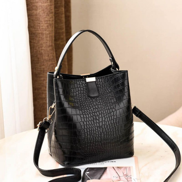 Crocodile Hands Bag(Black)