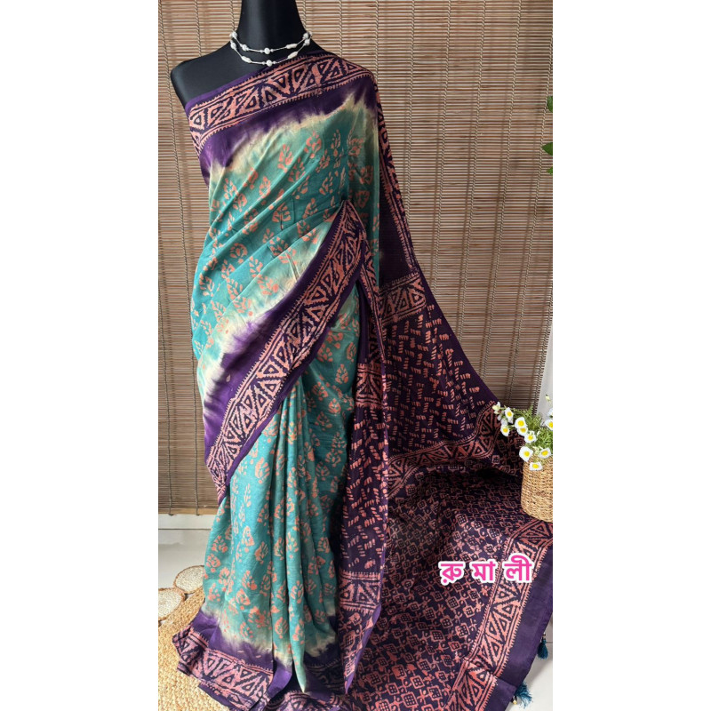 সিল্ক বাটিক শাড়ি