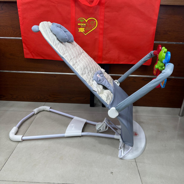 মাই লাভিং কিডস প্রিমিয়াম বেবি বাউন্সার উইথ টয় অ্যান্ড মিউজিক