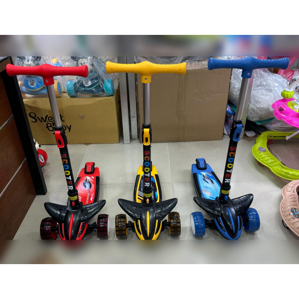 FOLDING BABY SCOOTER WITH FLASH ROCKET