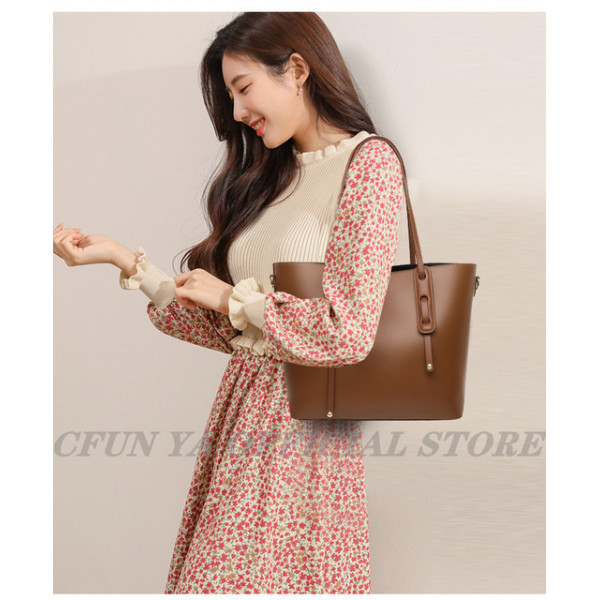 Luxury cow leather Tote bag.(Brown colour)
