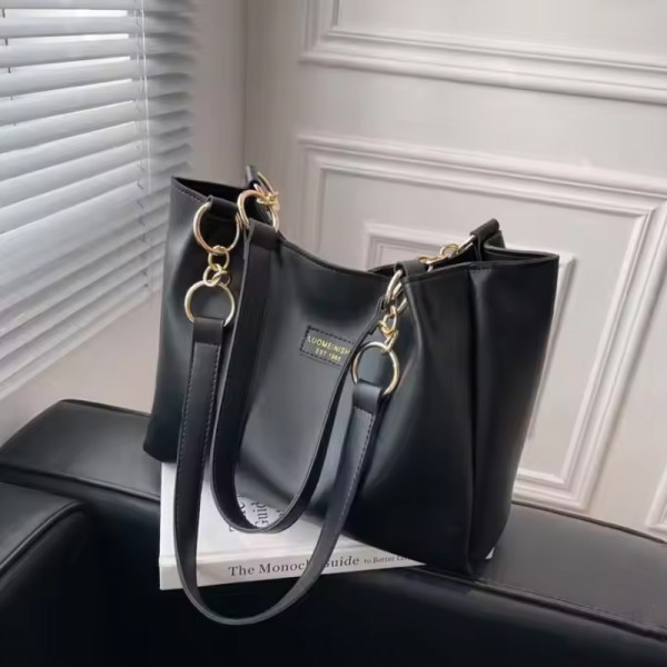 Versatile Ladies Shoulder Bag