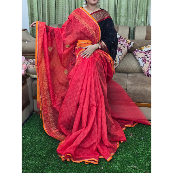 প্রিমিয়াম হাফসিল্ক বুটিক শাড়ি