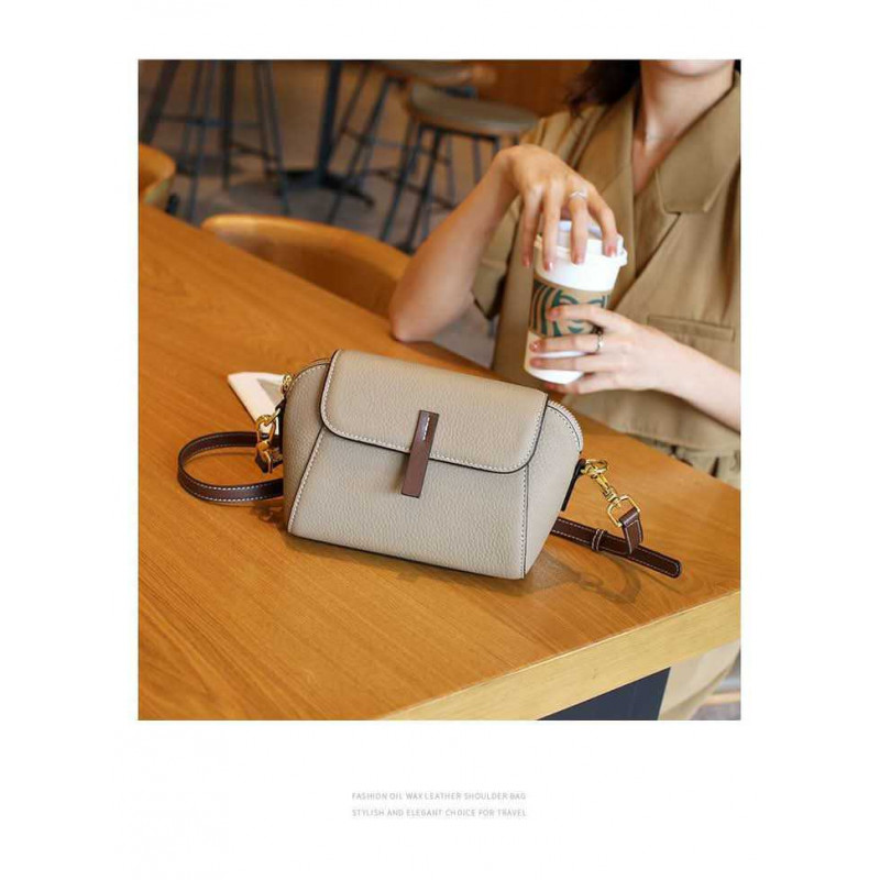 New Pu Leather Single Shoulder Niche Light Luxury Women's Bag(off-white)