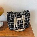 Classic Plaid Chain Shoulder Bag(Black)