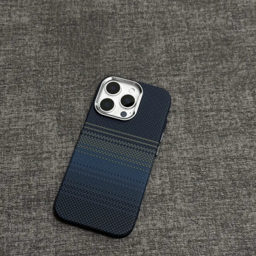 Original LUXO life Premium MagSafe Reflective Case 