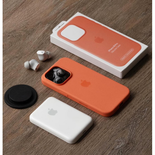 Premium Silicon Magesafe Case for iphone 