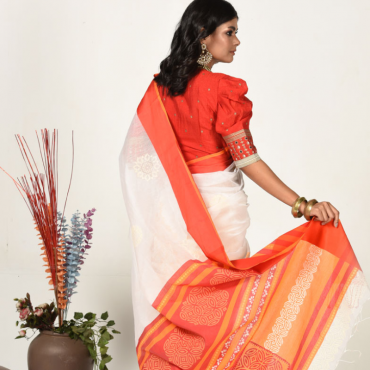 White Half Silk Prin...