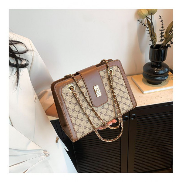 Luxury PU Leather Women’s Handbag – Elegant & Trendy Chain Shoulder Bag | RM75
