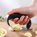 Hand Garlic